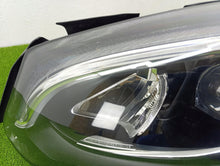 Laden Sie das Bild in den Galerie-Viewer, Frontscheinwerfer Mercedes-Benz W246 A2469062601 Links Scheinwerfer Headlight SCH8745443301bw