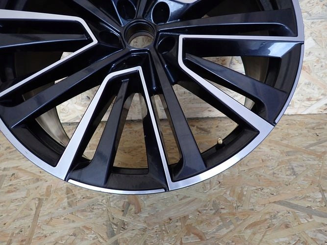 1x Alufelge 21 Zoll 9.0" 5x112 42ET 5LA601025 Skoda Enyaq Rim Wheel