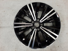 Laden Sie das Bild in den Galerie-Viewer, 1x Alufelge 18 Zoll 7.0" 5x112 43ET 5NA601025AB VW Tiguan Rim Wheel FEL4991855959cm