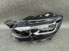 Laden Sie das Bild in den Galerie-Viewer, Frontscheinwerfer Citroën Berlingo 9816824880 Links Scheinwerfer Headlight SCH8982517742rn