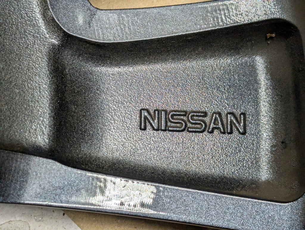 1x Alufelge 16 Zoll 6.5" 5x114.3 40ET Glanz N856012 Nissan Leaf Ze1 Rim Wheel FEL4446915081oq