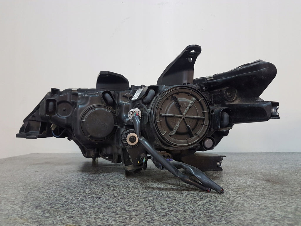 Frontscheinwerfer Mitsubishi Outlander III Ein Stück (Rechts oder Links)