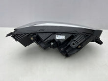 Load image into Gallery viewer, Frontscheinwerfer Dacia Sandero III Logan Jogger 260608114R Full LED Links