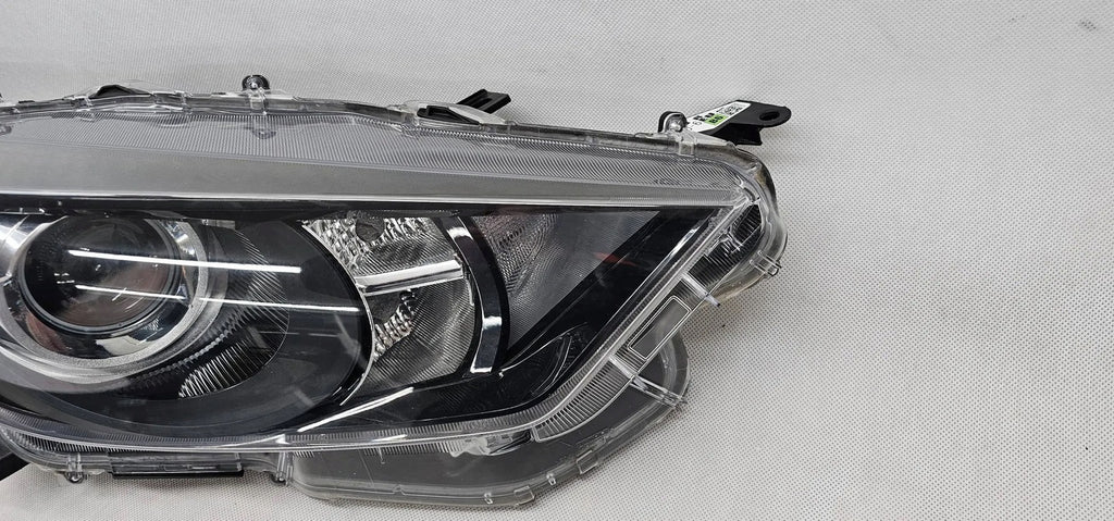 Frontscheinwerfer Toyota 4 Yaris SPP6353 Rechts Scheinwerfer Headlight