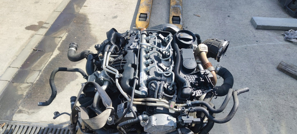 Motor Audi B8 CAGA 2.0 TDI 143PS 105kW 2013 Diesel Engine Komplett