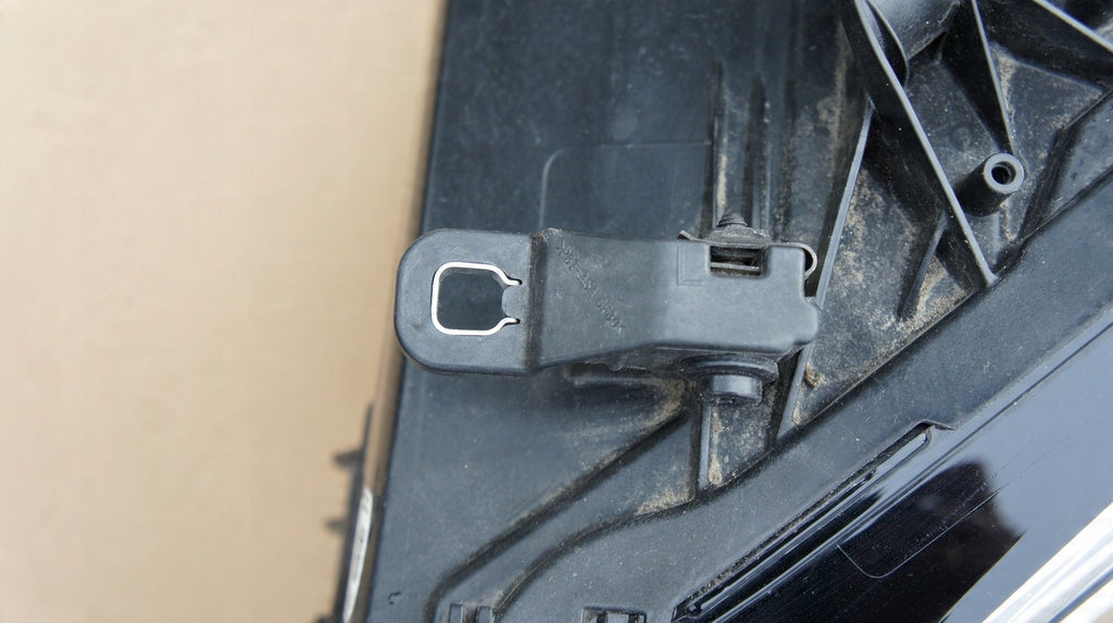 Frontscheinwerfer Audi Q2 81A941011 LED Links Scheinwerfer Headlight