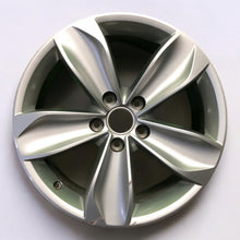 Load image into Gallery viewer, 1x Alufelge 17 Zoll 7.0&quot; 5x112 40ET 3G0601025BR VW Passat B8 Rim Wheel