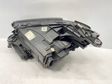 Laden Sie das Bild in den Galerie-Viewer, Frontscheinwerfer Mercedes-Benz W213 A2139069608 A2139062606 LED Rechts SCH6958267835nl