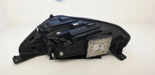 Laden Sie das Bild in den Galerie-Viewer, Frontscheinwerfer Ford Focus JX7B-13E014-AE Full LED Rechts Headlight SCH3066762075rd