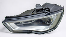 Laden Sie das Bild in den Galerie-Viewer, Frontscheinwerfer Audi A3 8V0941005 Xenon Links Scheinwerfer Headlight