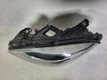 Laden Sie das Bild in den Galerie-Viewer, Frontscheinwerfer Mercedes-Benz W246 A2468207161 Xenon Links Headlight SCH3640676046vo