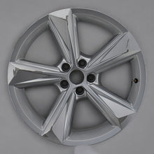 Load image into Gallery viewer, 1x Alufelge 19 Zoll 8.5&quot; 5x112 23ET Glanz Silber 4M0601025BN Audi Rim Wheel