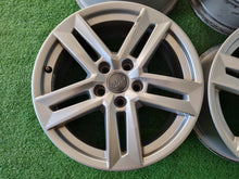 Laden Sie das Bild in den Galerie-Viewer, 4x Alufelge 17 Zoll 7.0" 5x112 42ET Glanz Silber 8W0601025P Audi A4 B8 Rim Wheel FEL7746988159sv