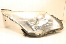Laden Sie das Bild in den Galerie-Viewer, Frontscheinwerfer Toyota Avensis 81118-05310 Rechts Scheinwerfer Headlight SCH3216109024fn