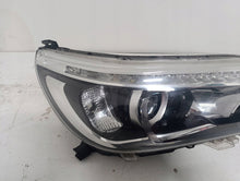 Laden Sie das Bild in den Galerie-Viewer, Frontscheinwerfer Toyota Hilux VIII Full LED Rechts Scheinwerfer Headlight SCH8231190777lz