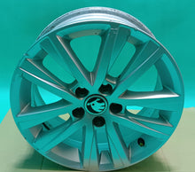Load image into Gallery viewer, 1x Alufelge 15 Zoll Glanz 6R0601025BE Skoda Polo 6r Rim Wheel FEL4647310706ra