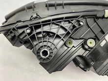 Laden Sie das Bild in den Galerie-Viewer, Frontscheinwerfer Mercedes-Benz W206 A2069066104 LED Links Headlight SCH3091157428vu