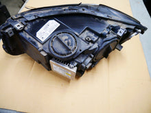 Laden Sie das Bild in den Galerie-Viewer, Frontscheinwerfer BMW F11 F10 7203252-15 Xenon Rechts Scheinwerfer Headlight SCH7892532556ni