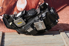 Load image into Gallery viewer, Frontscheinwerfer Audi A3 8V0941032 Xenon Rechts Scheinwerfer Headlight
