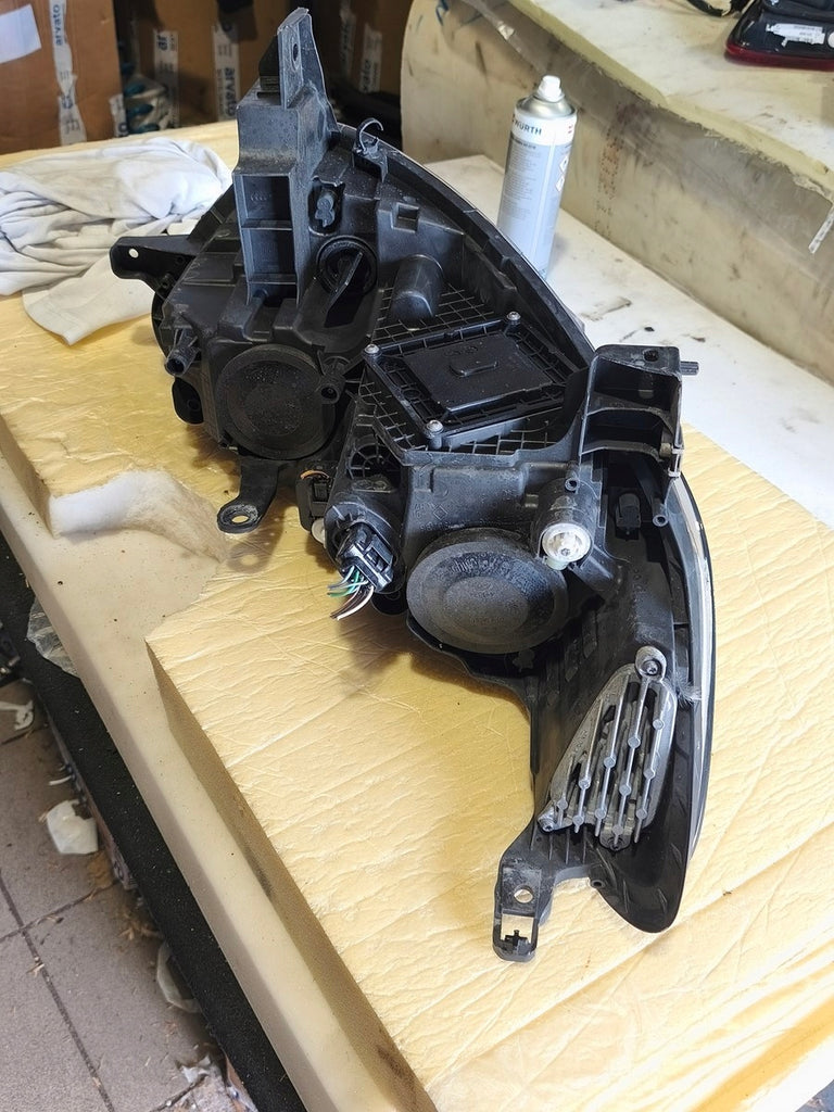 Frontscheinwerfer Renault Kadjar 260609857R 260101096R LED Rechts oder Links SCH8846620957hf