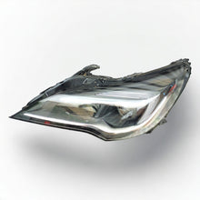 Load image into Gallery viewer, Frontscheinwerfer Opel Astra 13401141 7011155-05 LED Links Headlight