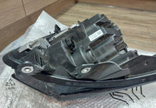 Laden Sie das Bild in den Galerie-Viewer, Frontscheinwerfer Kia Sportage V R292112010 LED Links Scheinwerfer Headlight SCH8142427243md