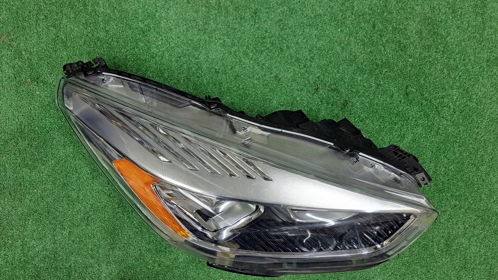 Frontscheinwerfer Ford Kuga GV41-13W029-CF Rechts Scheinwerfer Headlight