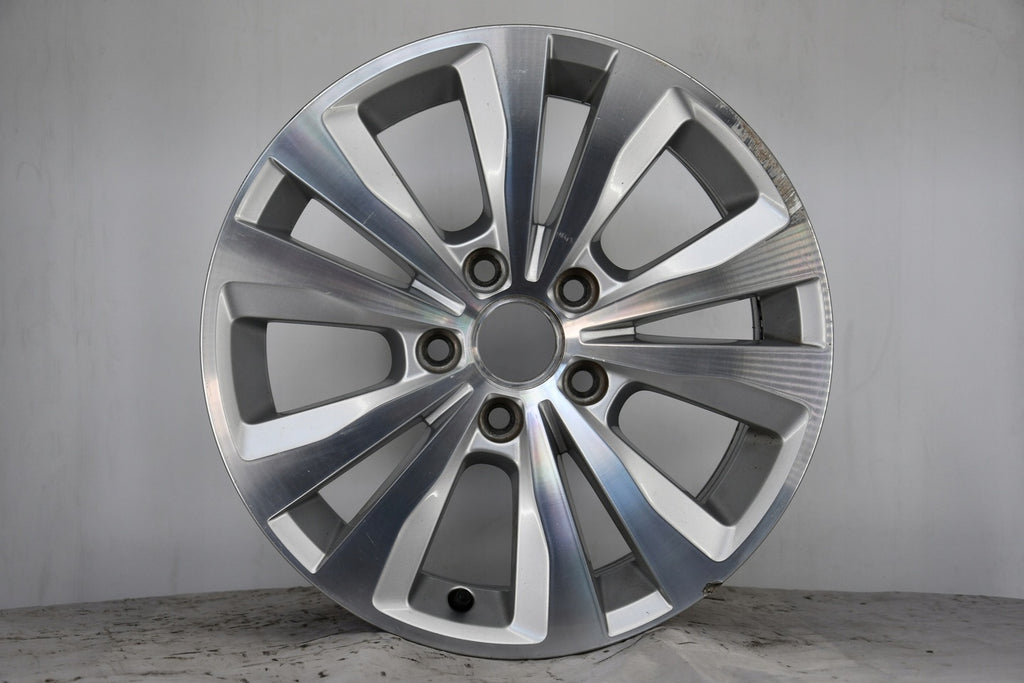 1x Alufelge 16 Zoll 6.5" 5x112 46ET Glanz Silber 5G0601025 Seat Rim Wheel