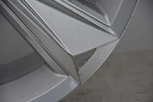 Load image into Gallery viewer, 1x Alufelge 19 Zoll 8.5&quot; 5x112 23ET Glanz Silber 4M0601025BN Audi Rim Wheel