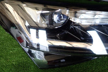 Laden Sie das Bild in den Galerie-Viewer, Frontscheinwerfer Skoda Superb III 3V1941016D Rechts Scheinwerfer Headlight SCH5579374657gh