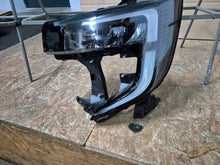 Laden Sie das Bild in den Galerie-Viewer, Frontscheinwerfer Renault Master 260609073R Links Scheinwerfer Headlight SCH7198073742yj