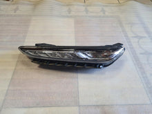 Laden Sie das Bild in den Galerie-Viewer, Frontscheinwerfer Hyundai Kona 92207J9000 Links Scheinwerfer Headlight SCH3391683792pa