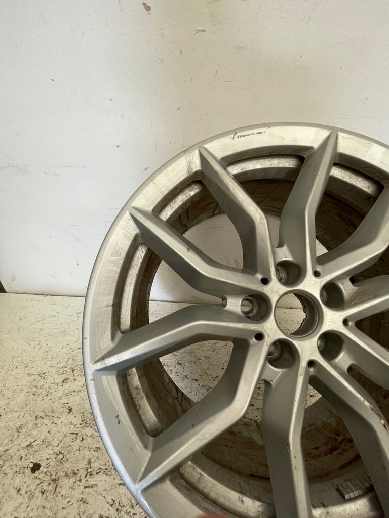 1x Alufelge 19 Zoll 9.0" 5x112 38ET 6880685 BMW X5 G05 Rim Wheel FEL9515689469st