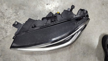 Load image into Gallery viewer, Frontscheinwerfer VW Id.4 11B941035H Links Scheinwerfer Headlight SCH4942697679am