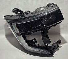 Laden Sie das Bild in den Galerie-Viewer, Frontscheinwerfer Nissan Interstar Master III 260106174R Rechts Headlight SCH7879423955ad