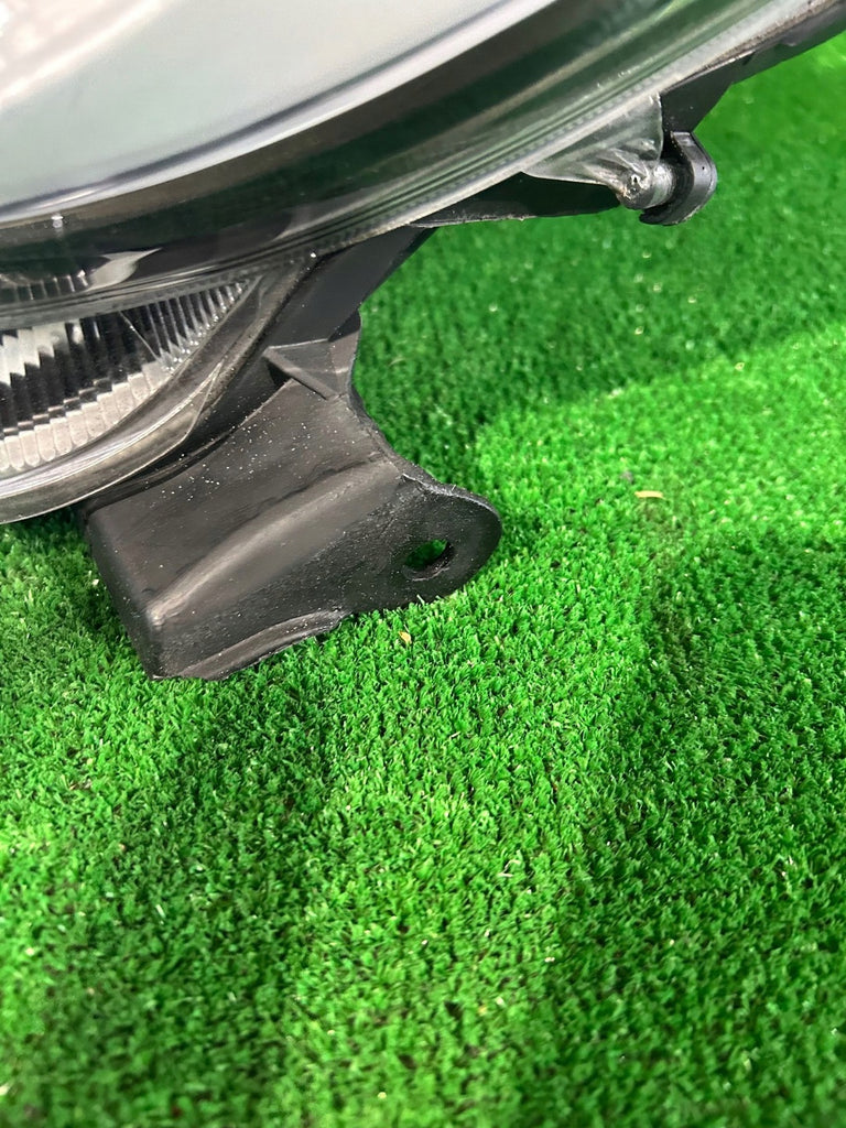 Frontscheinwerfer Toyota Yaris CSC19993 Full LED Links Scheinwerfer Headlight SCH1529619561rp