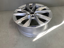 Load image into Gallery viewer, 1x Alufelge 18 Zoll 7.0" 5x112 45ET Glanz Schwarz 57A601025AS Skoda Karoq FEL7981913729vf