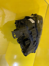 Laden Sie das Bild in den Galerie-Viewer, Frontscheinwerfer Porsche Taycan 9J1941032E LED Rechts Scheinwerfer Headlight SCH2336005571bp