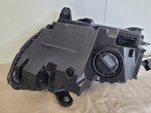 Load image into Gallery viewer, Frontscheinwerfer Mercedes-Benz W206 A2069067203 LED Rechts Headlight SCH8405421086xn