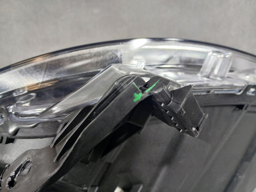 Frontscheinwerfer Peugeot 208 90068513 Rechts Scheinwerfer Headlight SCH8492169801qa