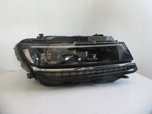 Laden Sie das Bild in den Galerie-Viewer, Frontscheinwerfer VW Tiguan 5NB941082A LED Rechts Scheinwerfer Headlight