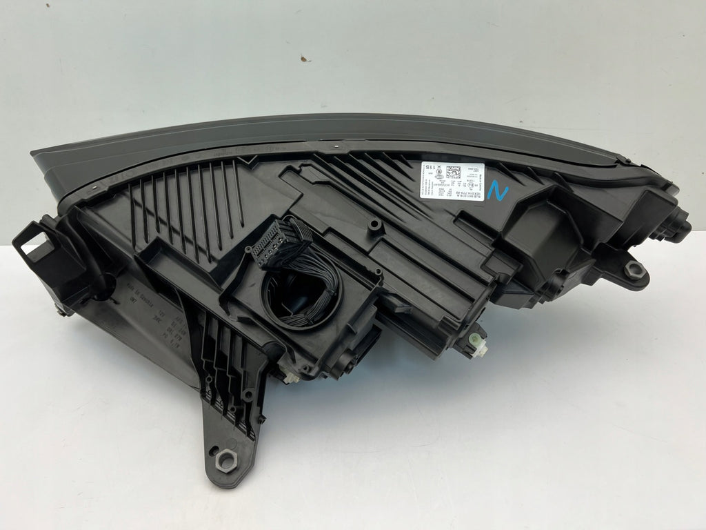 Frontscheinwerfer Skoda Enyaq 5LB941016 Rechts Scheinwerfer Headlight SCH1061857975ax
