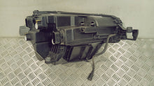 Laden Sie das Bild in den Galerie-Viewer, Frontscheinwerfer Skoda Karoq 57B941009 LED Links Scheinwerfer Headlight SCH1483257701py