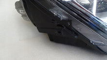 Laden Sie das Bild in den Galerie-Viewer, Frontscheinwerfer Seat Ateca 576941008D 90117434 LED Rechts Headlight SCH9889656695cb