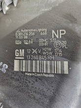 Laden Sie das Bild in den Galerie-Viewer, Frontscheinwerfer Opel Zafira B 0301214206 Rechts Scheinwerfer Headlight