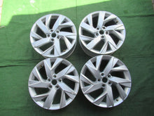 Load image into Gallery viewer, 4x Alufelge 18 Zoll 7.0" 5x112 43ET Glanz Silber 5NA601025 VW Tiguan Rim Wheel FEL5497389489ku