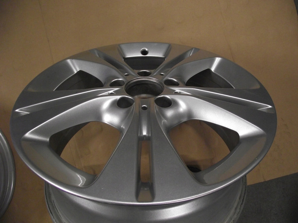 1x Alufelge 17 Zoll 7.0" 5x112 48,5ET A2054014300 Mercedes-Benz A205 Rim Wheel