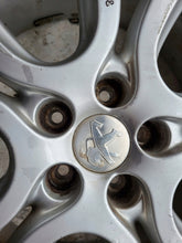 Load image into Gallery viewer, 1x Alufelge 18 Zoll 7.5" 5x108 49ET Glanz Silber 9671401877 Peugeot 308 Ii FEL5597571529ve