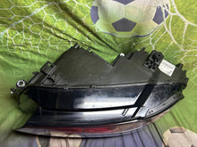 Laden Sie das Bild in den Galerie-Viewer, Frontscheinwerfer VW Tiguan 5NB941035D LED Links Scheinwerfer Headlight SCH8757121984lo