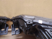 Laden Sie das Bild in den Galerie-Viewer, Frontscheinwerfer Mitsubishi Outlander ECM921-21A20 Rechts oder Links